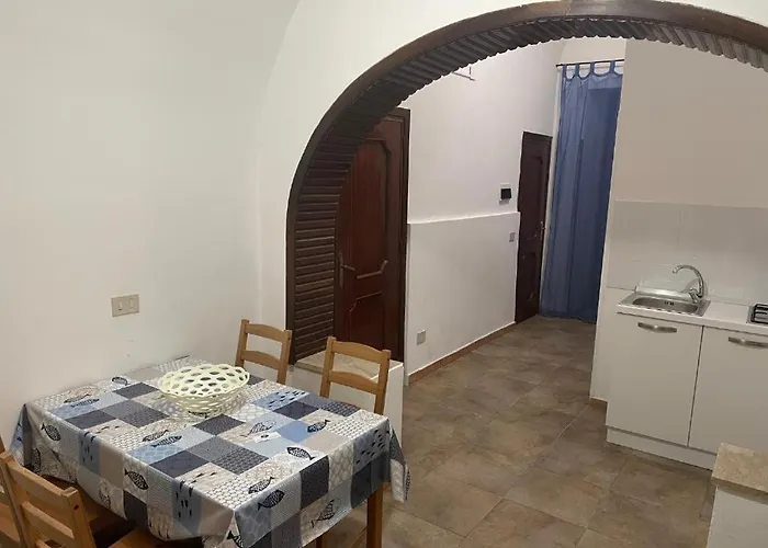 2000 * Terrasini
