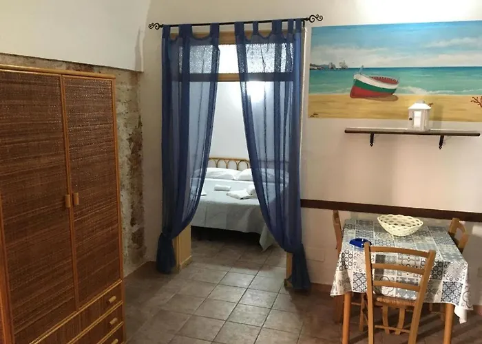Apartment 2000