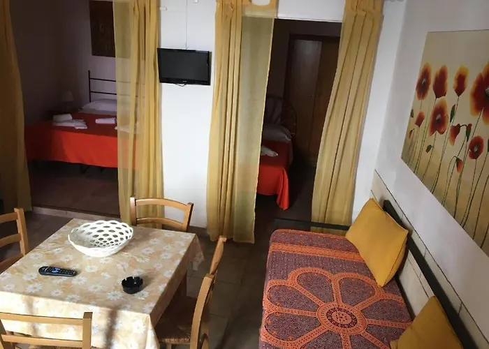 Apartment 2000 *