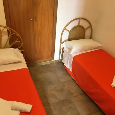 Apartment 2000