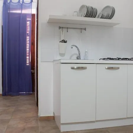 Apartment 2000 *