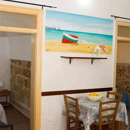 2000 Apartment *