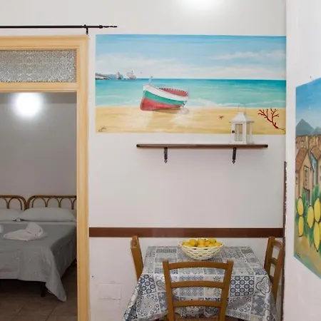 2000 Apartmán Terrasini