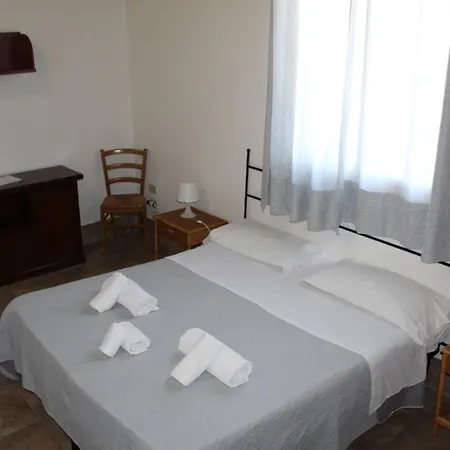 2000 Apartament Terrasini