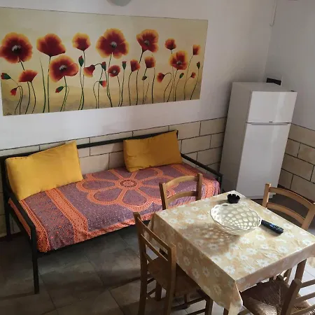2000 Apartment