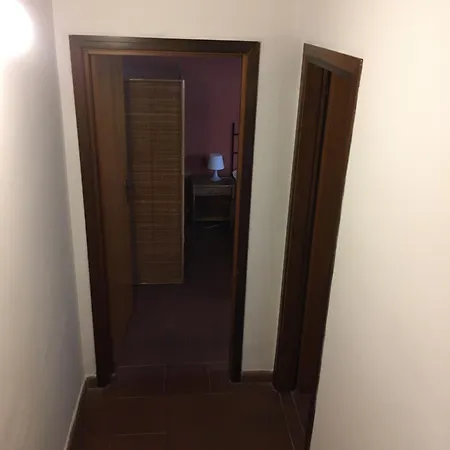 2000 Apartment