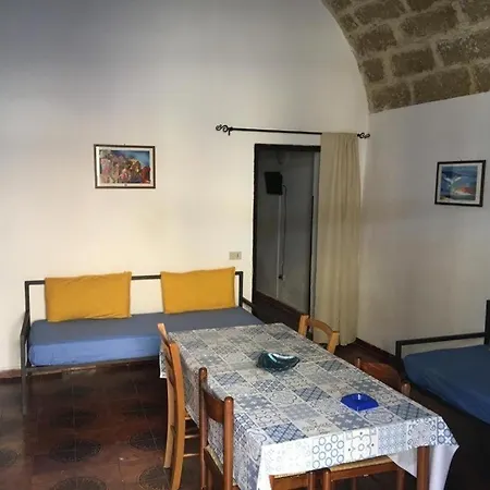 2000 Apartment *